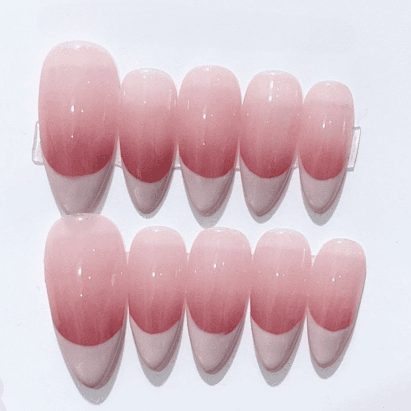 ELLIE VINCY NAILS f4ced96a 22fe 4b98 9ff0 0663d57b7e9e